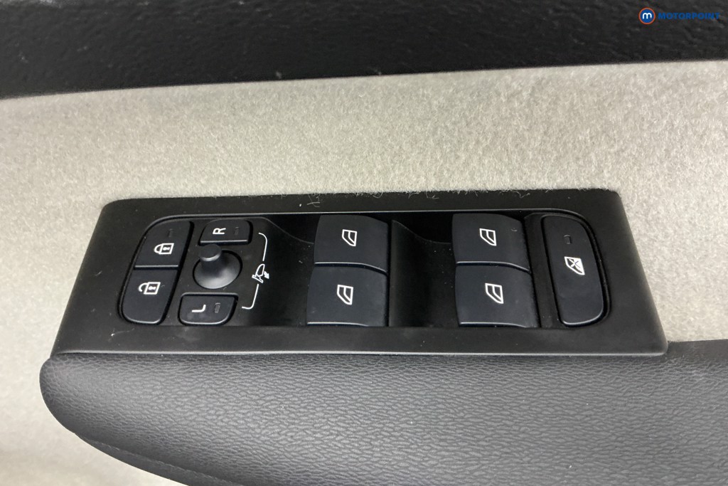 Used Volvo XC40 2021 for sale - 77026113: Photo 33