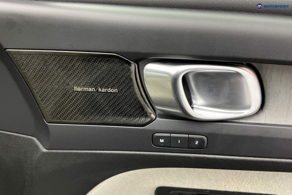 Used Volvo XC40 2021 for sale - 77026113: Photo 34