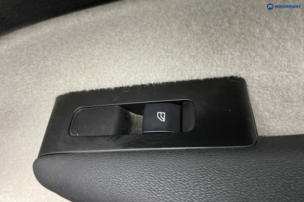 Used Volvo XC40 2021 for sale - 77026113: Photo 36