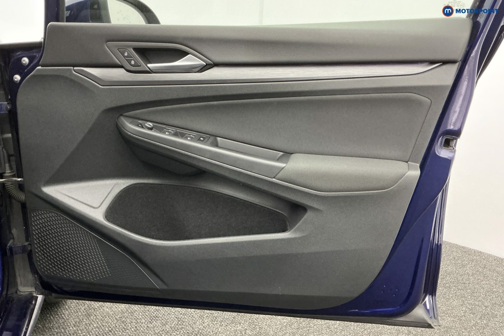 Used Volkswagen Golf 2021 for sale - 77117698: Photo 35