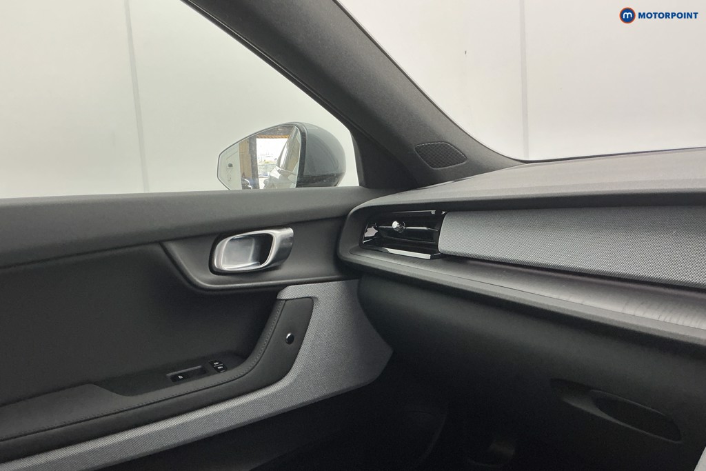 Used Polestar Polestar 2 2025 for sale - 77989192: Photo 30