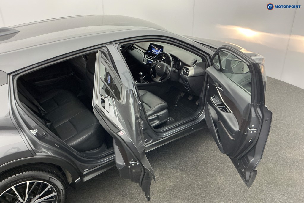 Used Toyota C-HR 2019 for sale - 77617289: Photo 13