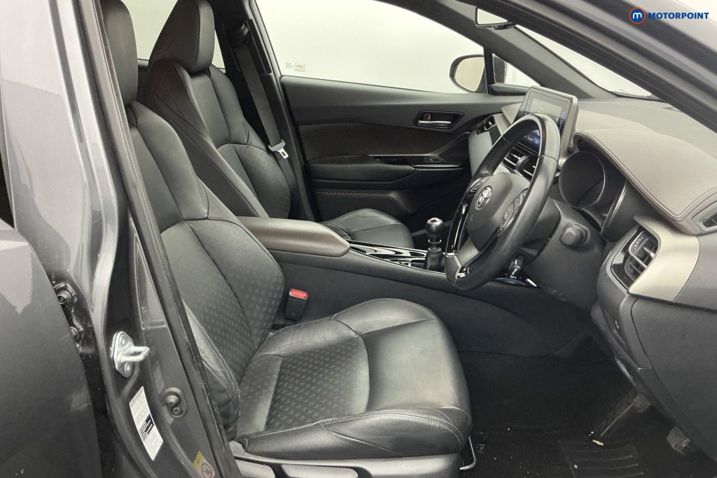 Used Toyota C-HR 2019 for sale - 77617289: Photo 15