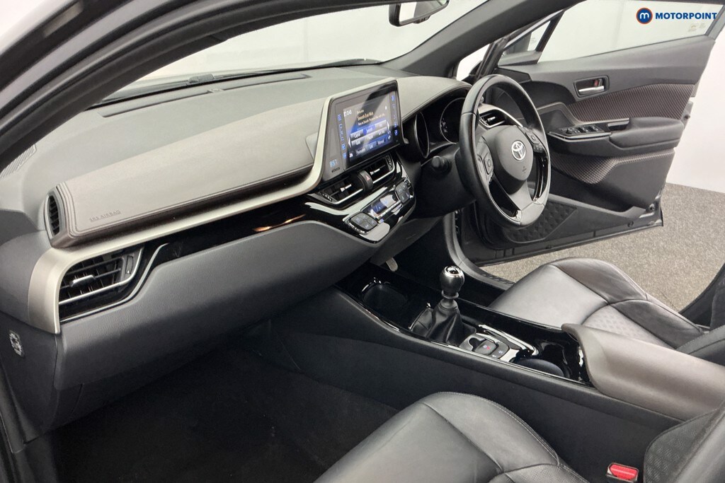 Used Toyota C-HR 2019 for sale - 77617289: Photo 18