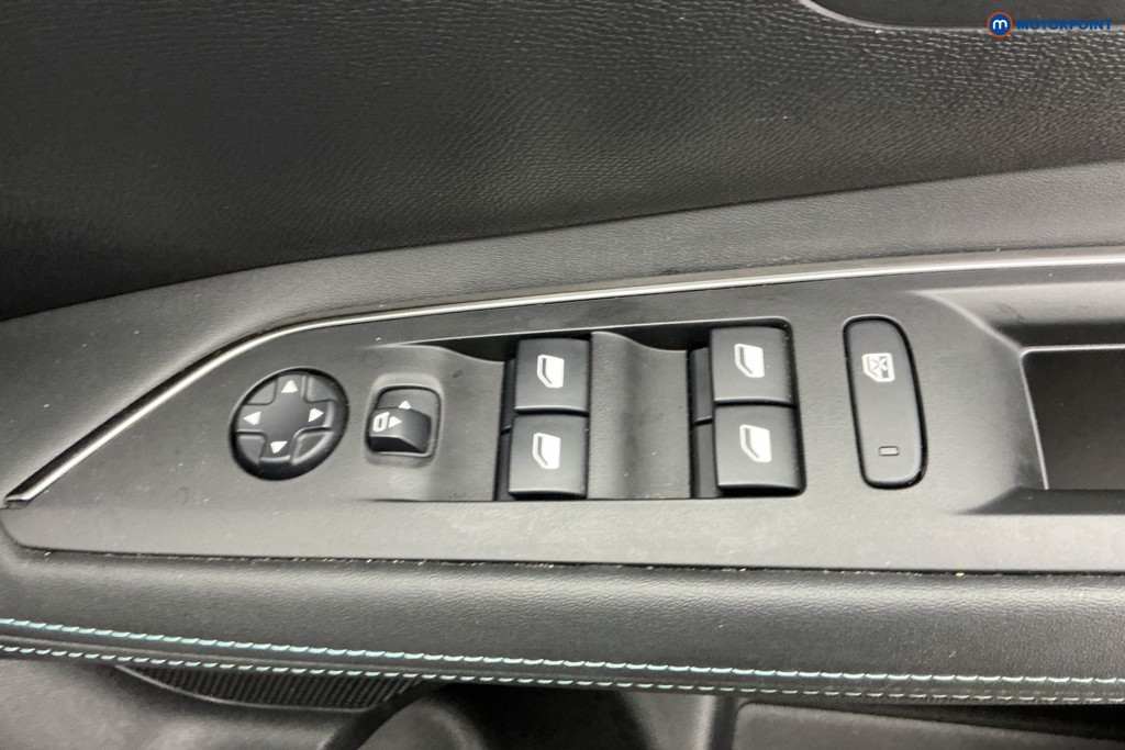 Used Peugeot 3008 2021 for sale - 77077602: Photo 35