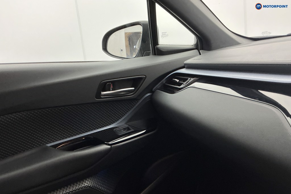 Used Toyota C-HR 2021 for sale - 77653978: Photo 27