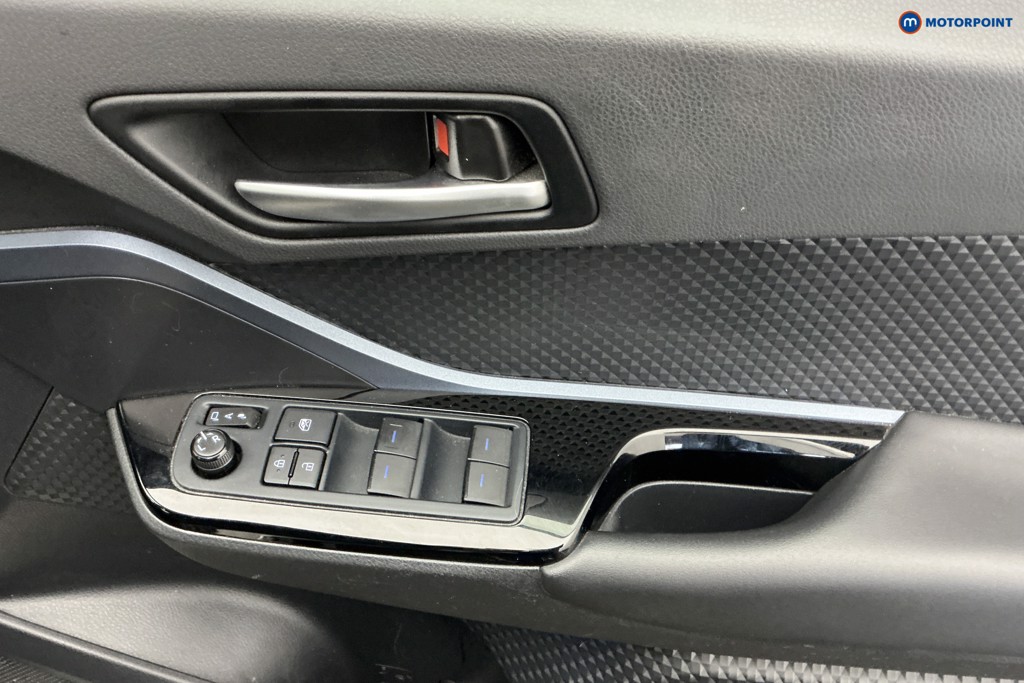 Used Toyota C-HR 2021 for sale - 77653978: Photo 32