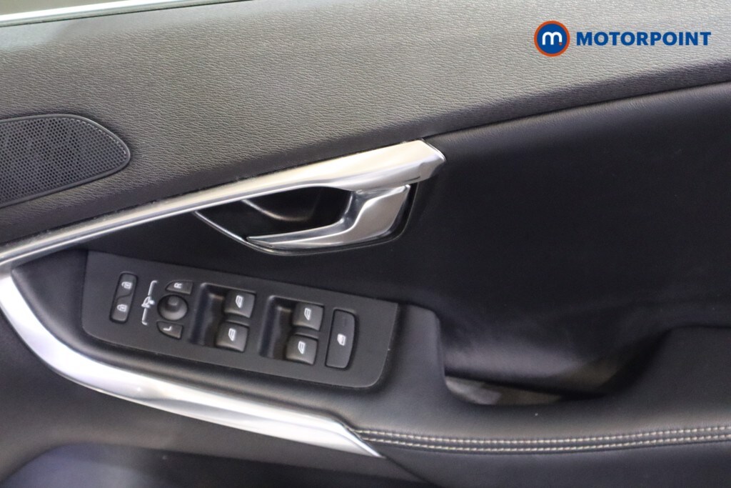 Used Volvo V40 2018 for sale - 77979634: Photo 22