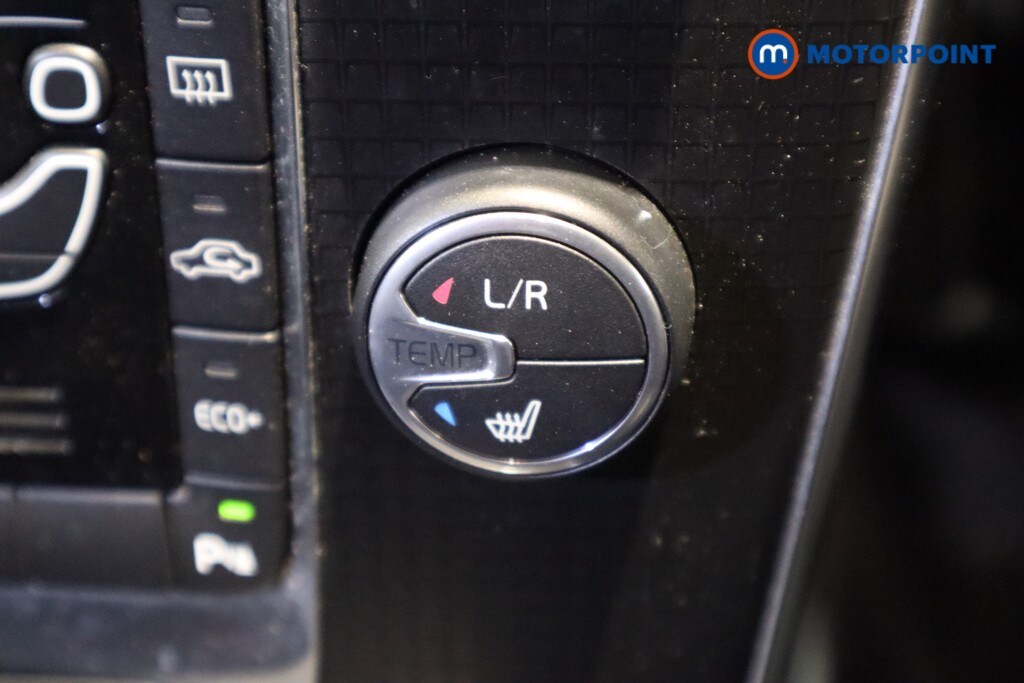 Used Volvo V40 2018 for sale - 77979634: Photo 31