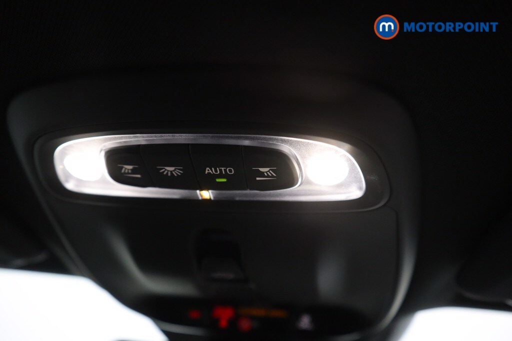 Used Volvo V40 2018 for sale - 77979634: Photo 33