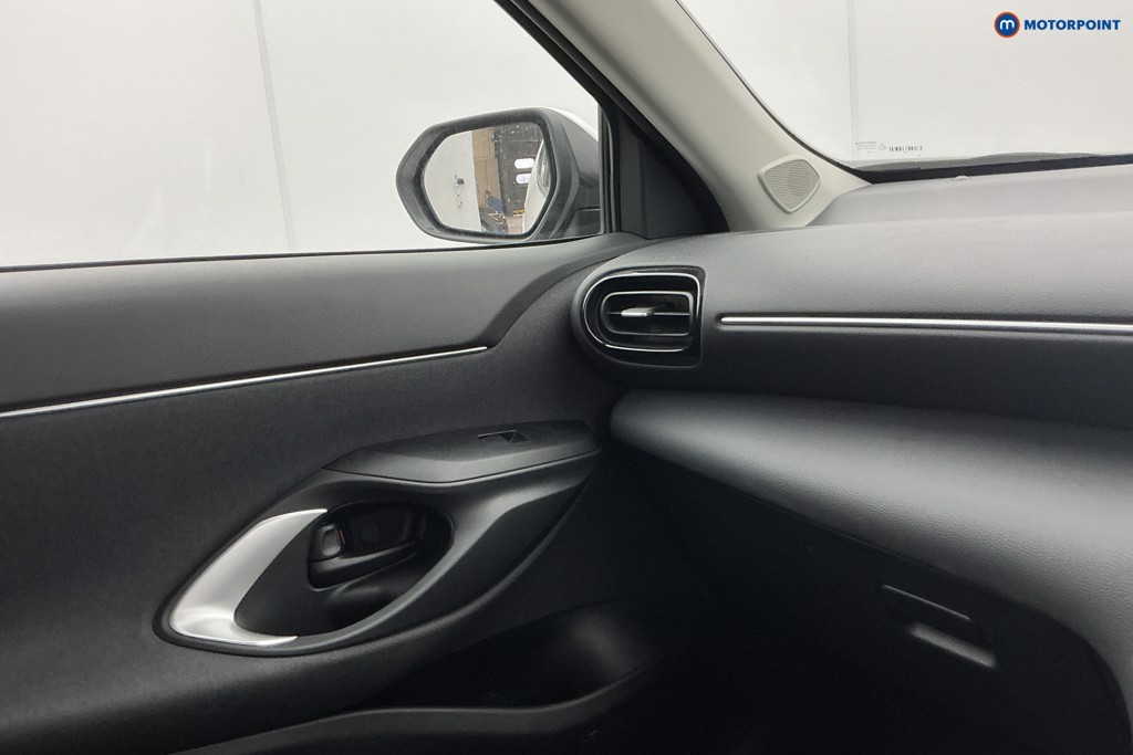 Used Toyota Yaris Cross 2024 for sale - 77665864: Photo 26