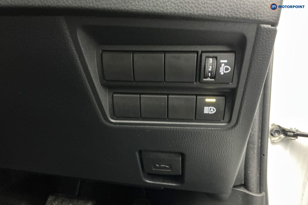 Used Toyota Yaris Cross 2024 for sale - 77665864: Photo 29