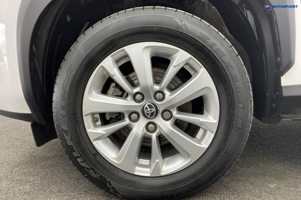 Used Toyota Yaris Cross 2024 for sale - 77665864: Photo 42