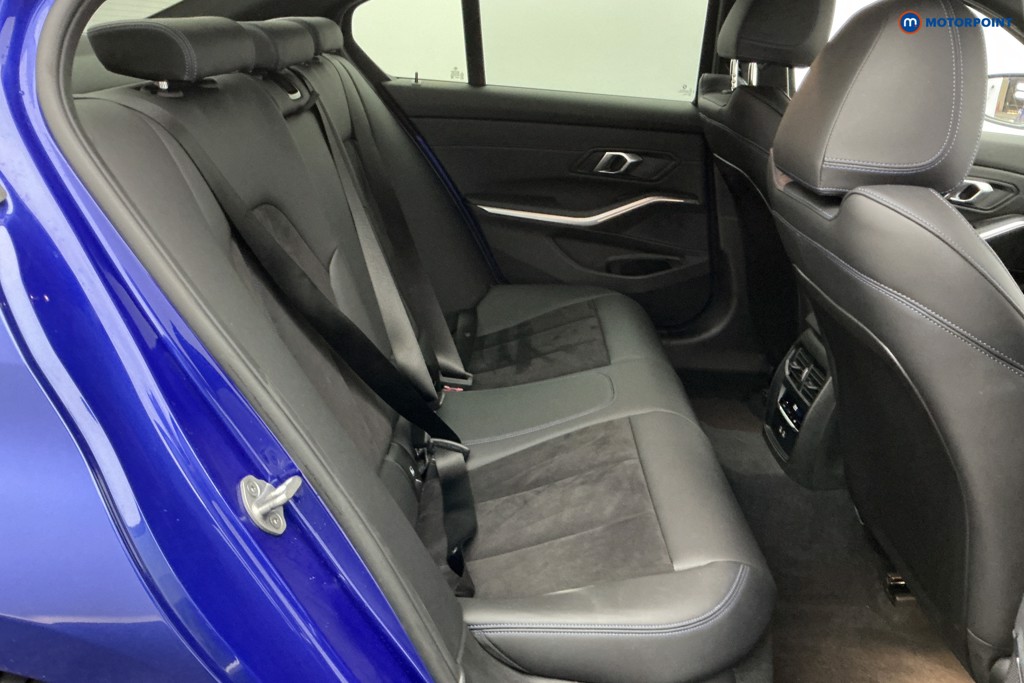 Used BMW 3 Series 2024 for sale - 77112514: Photo 13