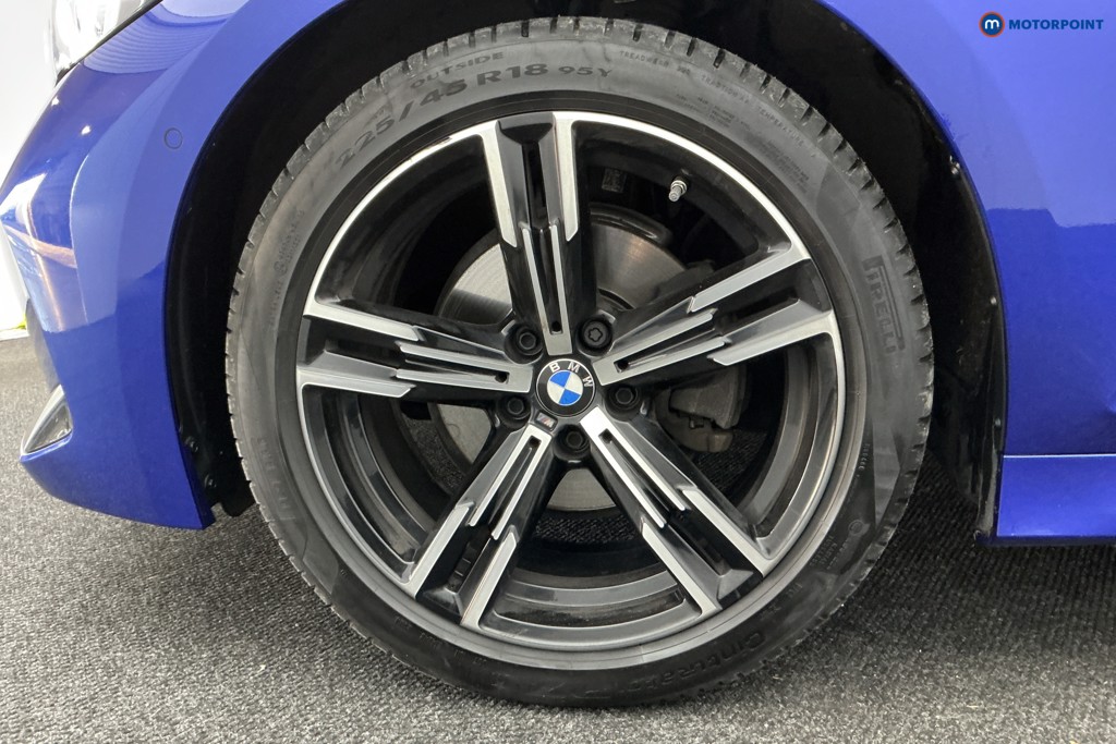 Used BMW 3 Series 2024 for sale - 77112514: Photo 43