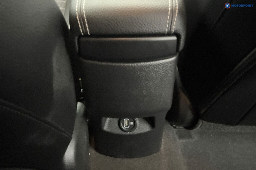 Used Kia Stonic 2022 for sale - 76710294: Photo 18