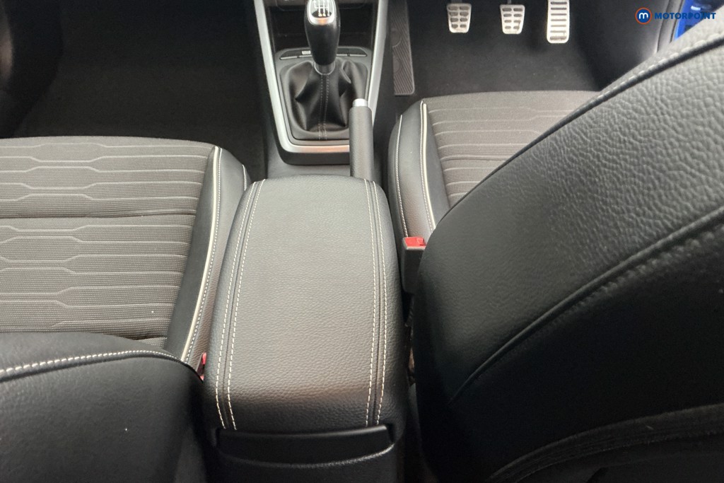 Used Kia Stonic 2022 for sale - 76710294: Photo 19