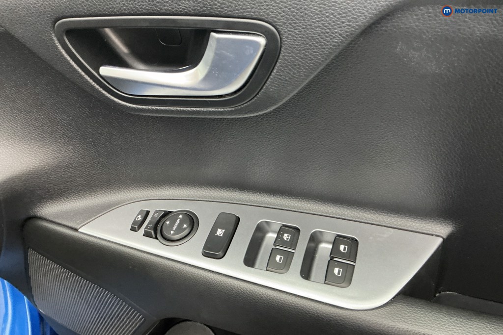 Used Kia Stonic 2022 for sale - 76710294: Photo 32