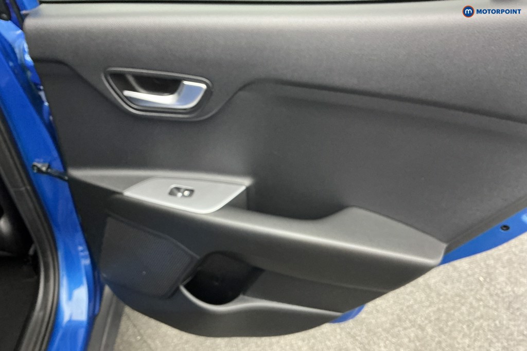 Used Kia Stonic 2022 for sale - 76710294: Photo 33