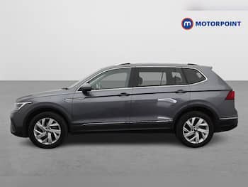 Used Volkswagen Tiguan Allspace 2023 for sale - 79489867: Photo