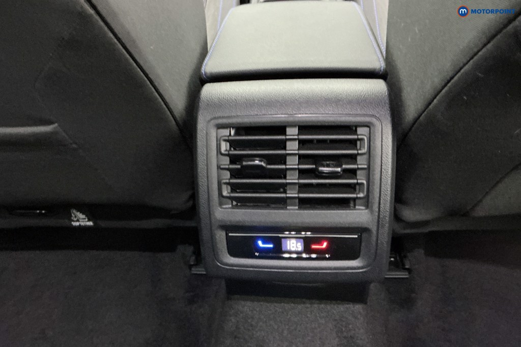 Used Volkswagen Golf 2024 for sale - 77519877: Photo 23