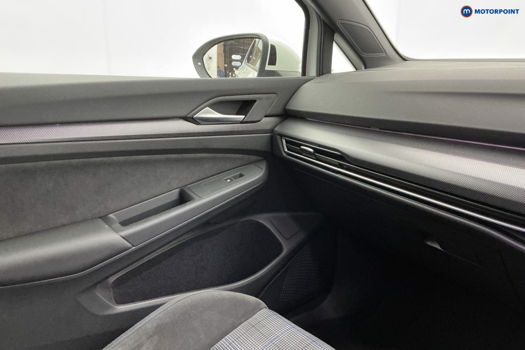 Used Volkswagen Golf 2024 for sale - 77519877: Photo 30