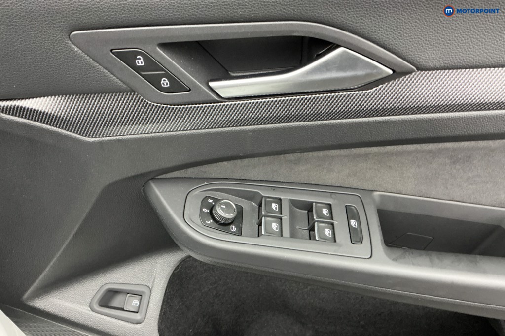 Used Volkswagen Golf 2024 for sale - 77519877: Photo 36