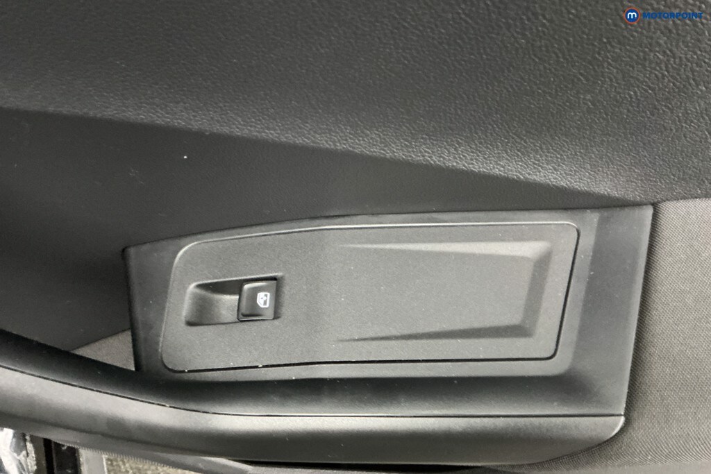 Used Volkswagen T-Roc 2022 for sale - 77543224: Photo 40