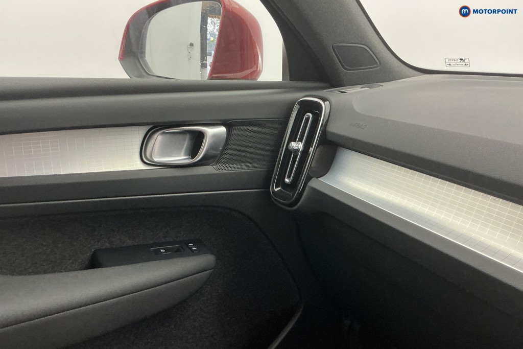 Used Volvo XC40 2022 for sale - 76355759: Photo 24