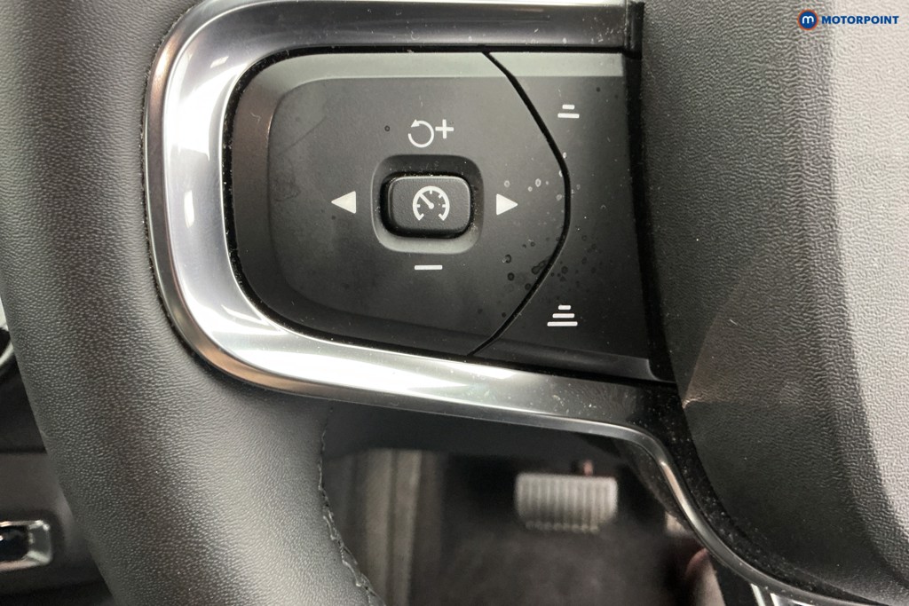 Used Volvo XC40 2022 for sale - 76355759: Photo 25