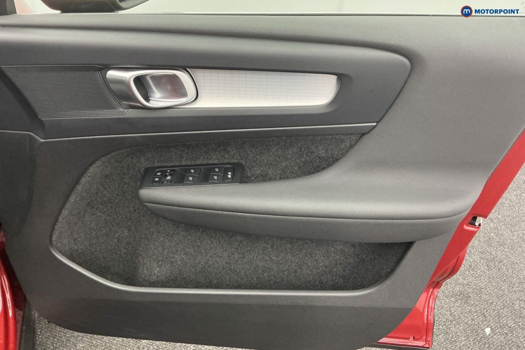 Used Volvo XC40 2022 for sale - 76355759: Photo 28