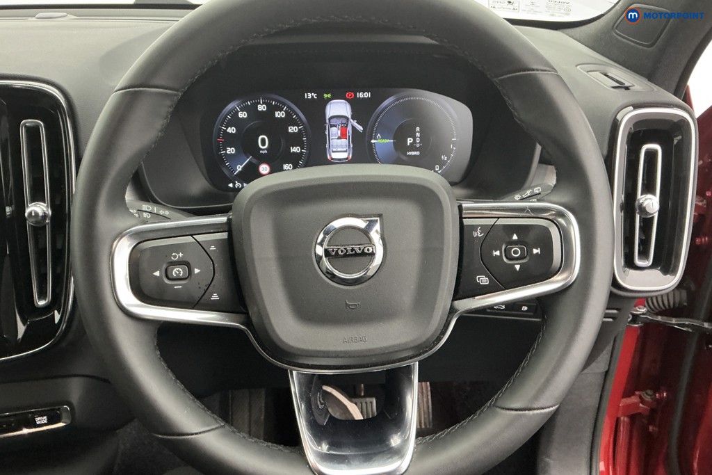 Used Volvo XC40 2022 for sale - 76355759: Photo 9