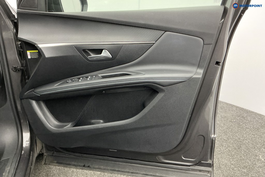 Used Peugeot 3008 2021 for sale - 77036987: Photo 32