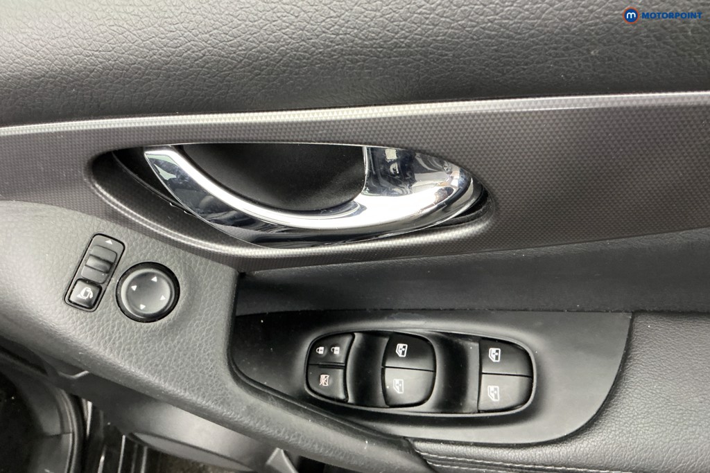 Used Nissan Qashqai 2018 for sale - 77545967: Photo 34