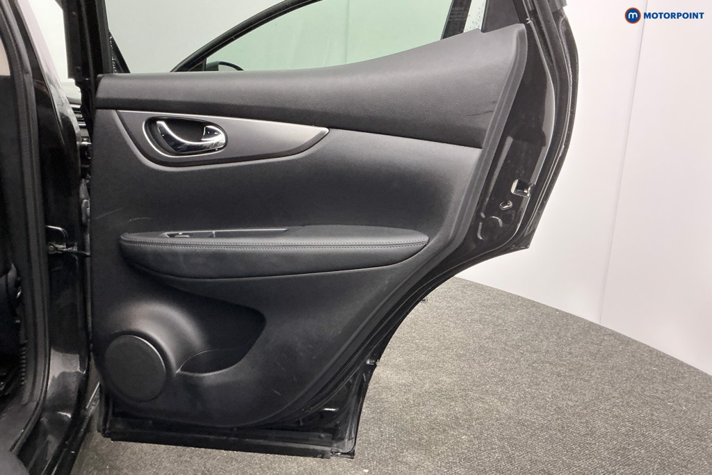 Used Nissan Qashqai 2018 for sale - 77545967: Photo 35