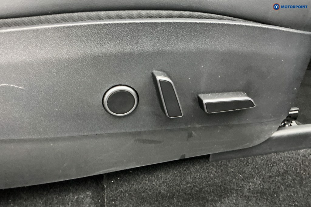 Used Tesla Model Y 2022 for sale - 77064102: Photo 31