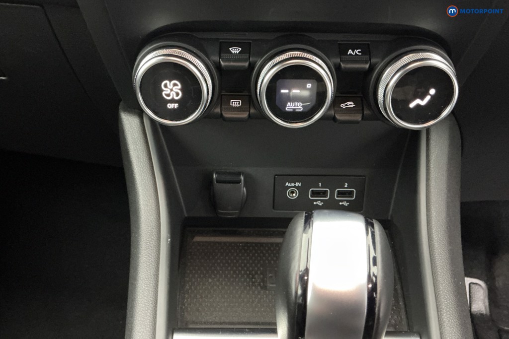 Used Renault Captur 2022 for sale - 76416066: Photo 24