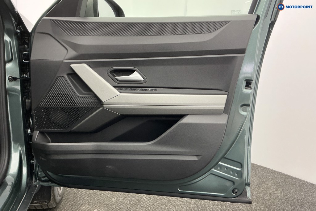 Used Dacia Bigster 2025 for sale - 77679650: Photo 38