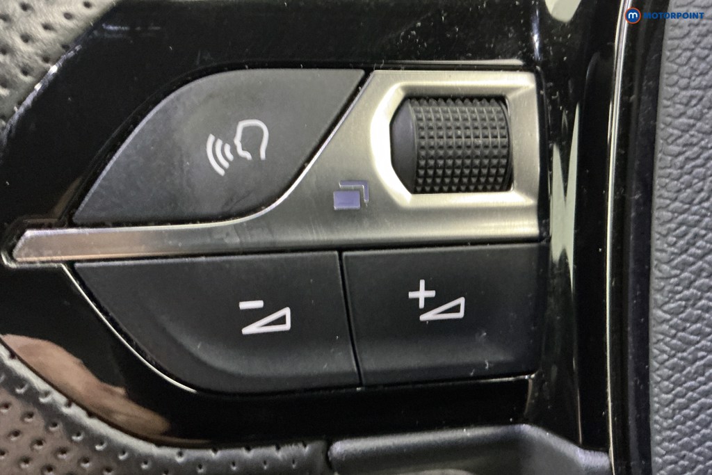 Used Peugeot 2008 2021 for sale - 76416039: Photo 26