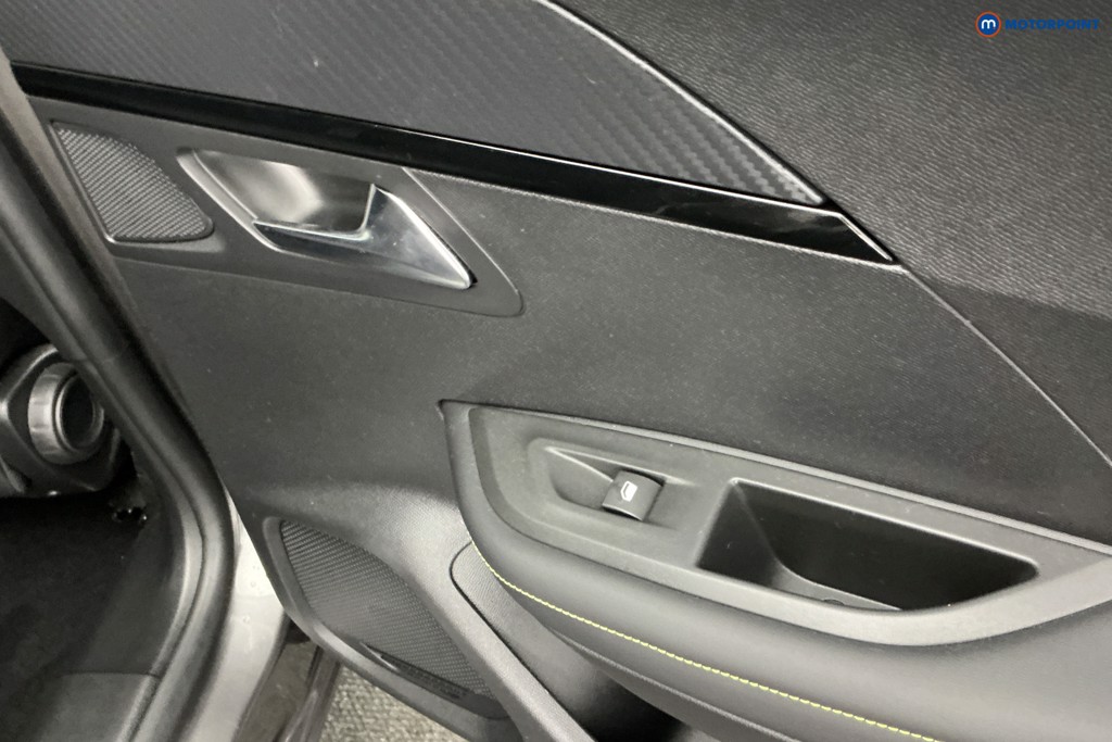 Used Peugeot 2008 2021 for sale - 76416039: Photo 32