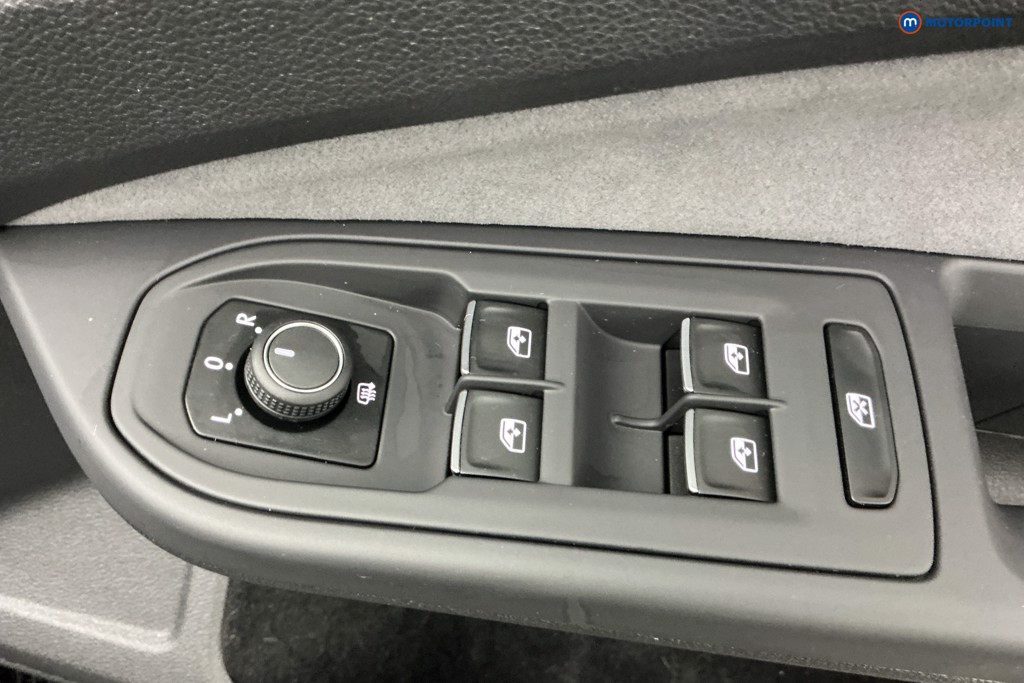 Used Volkswagen Golf 2024 for sale - 77607784: Photo 36