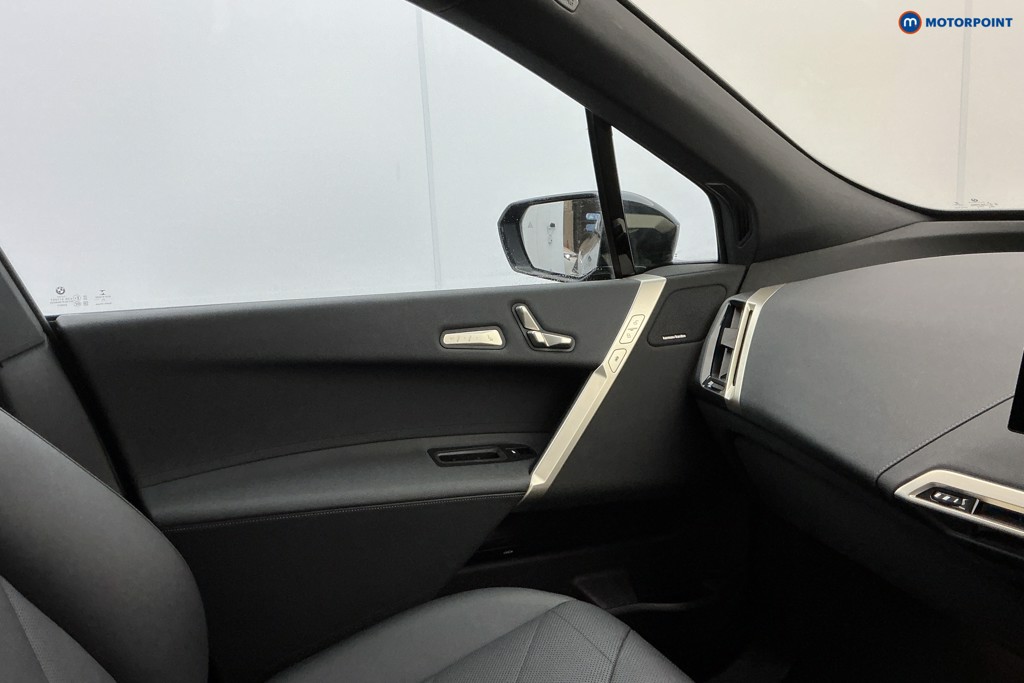 Used BMW iX 2022 for sale - 77013814: Photo 28