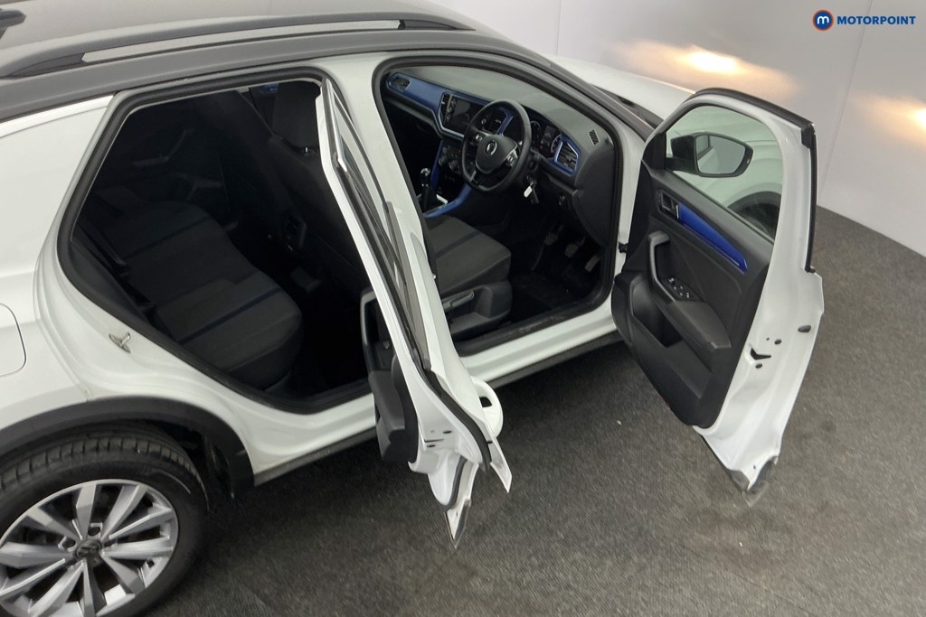 Used Volkswagen T-Roc 2021 for sale - 77935378: Photo 13