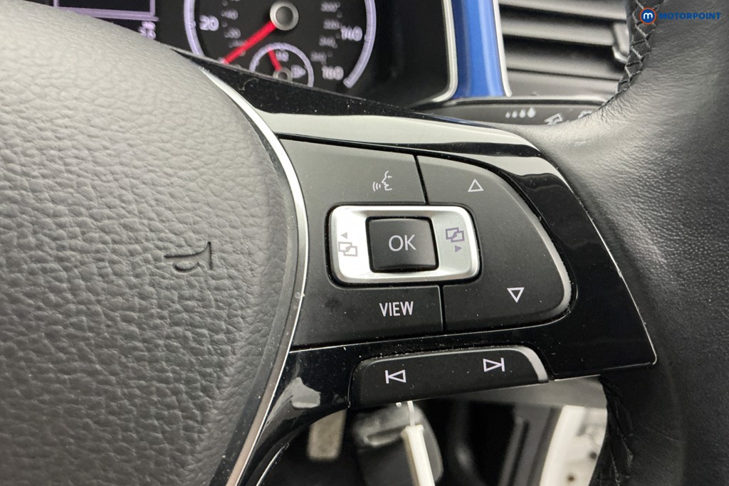 Used Volkswagen T-Roc 2021 for sale - 77935378: Photo 32