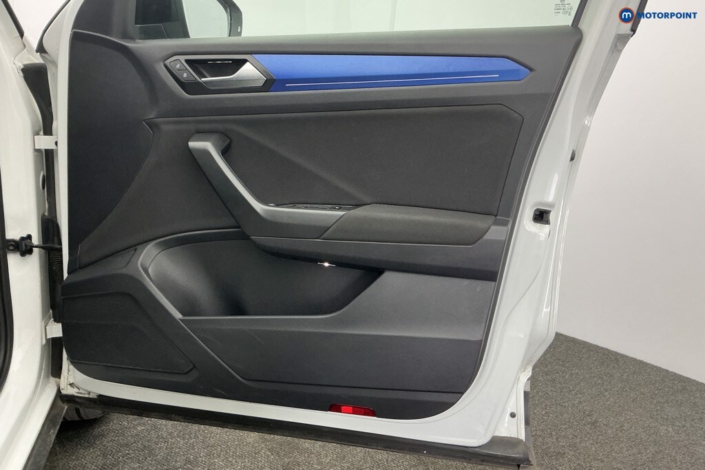 Used Volkswagen T-Roc 2021 for sale - 77935378: Photo 34