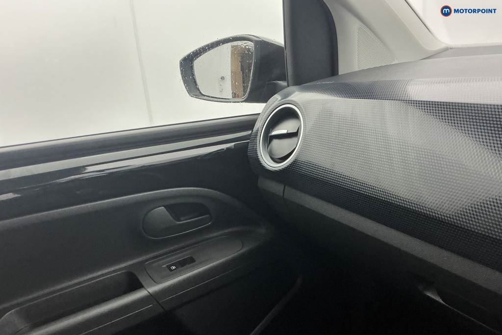 Used Volkswagen up! 2021 for sale - 76568939: Photo 15