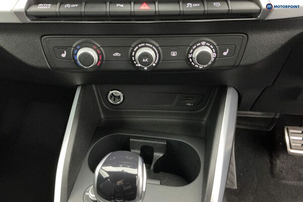 Used Audi Q2 2022 for sale - 76255659: Photo 24