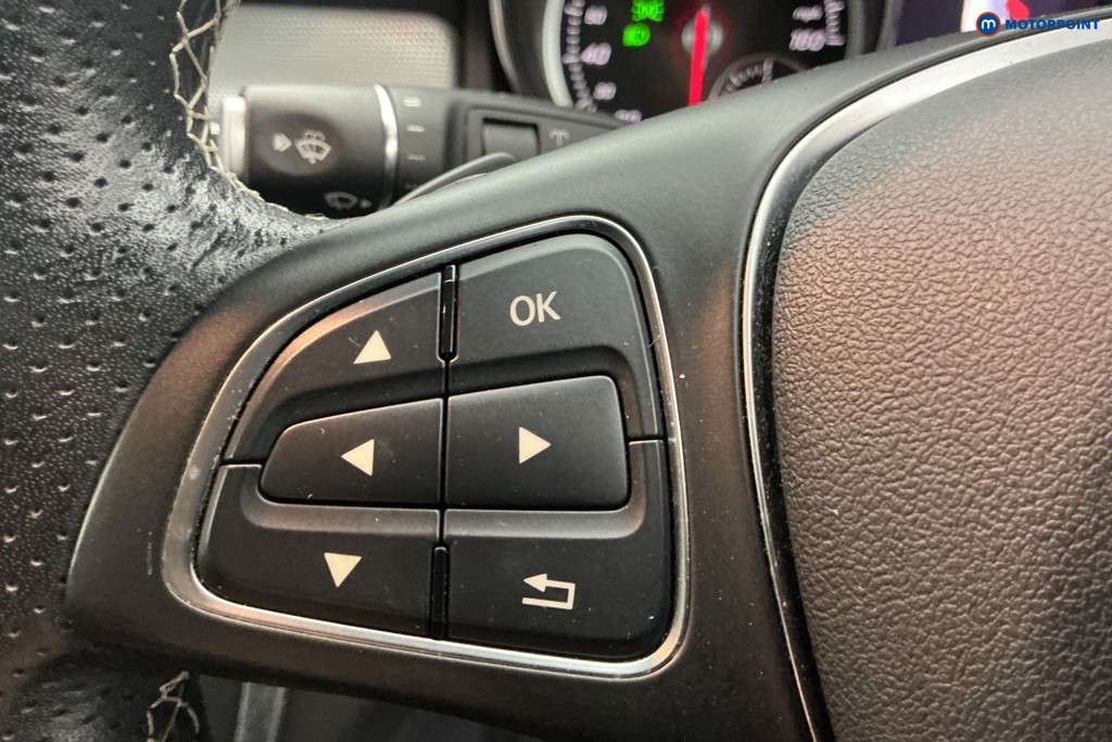 Used Mercedes-Benz GLA 2017 for sale - 77747239: Photo 32