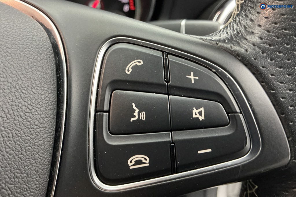 Used Mercedes-Benz GLA 2017 for sale - 77747239: Photo 33