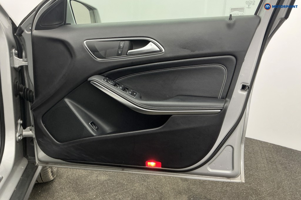 Used Mercedes-Benz GLA 2017 for sale - 77747239: Photo 36